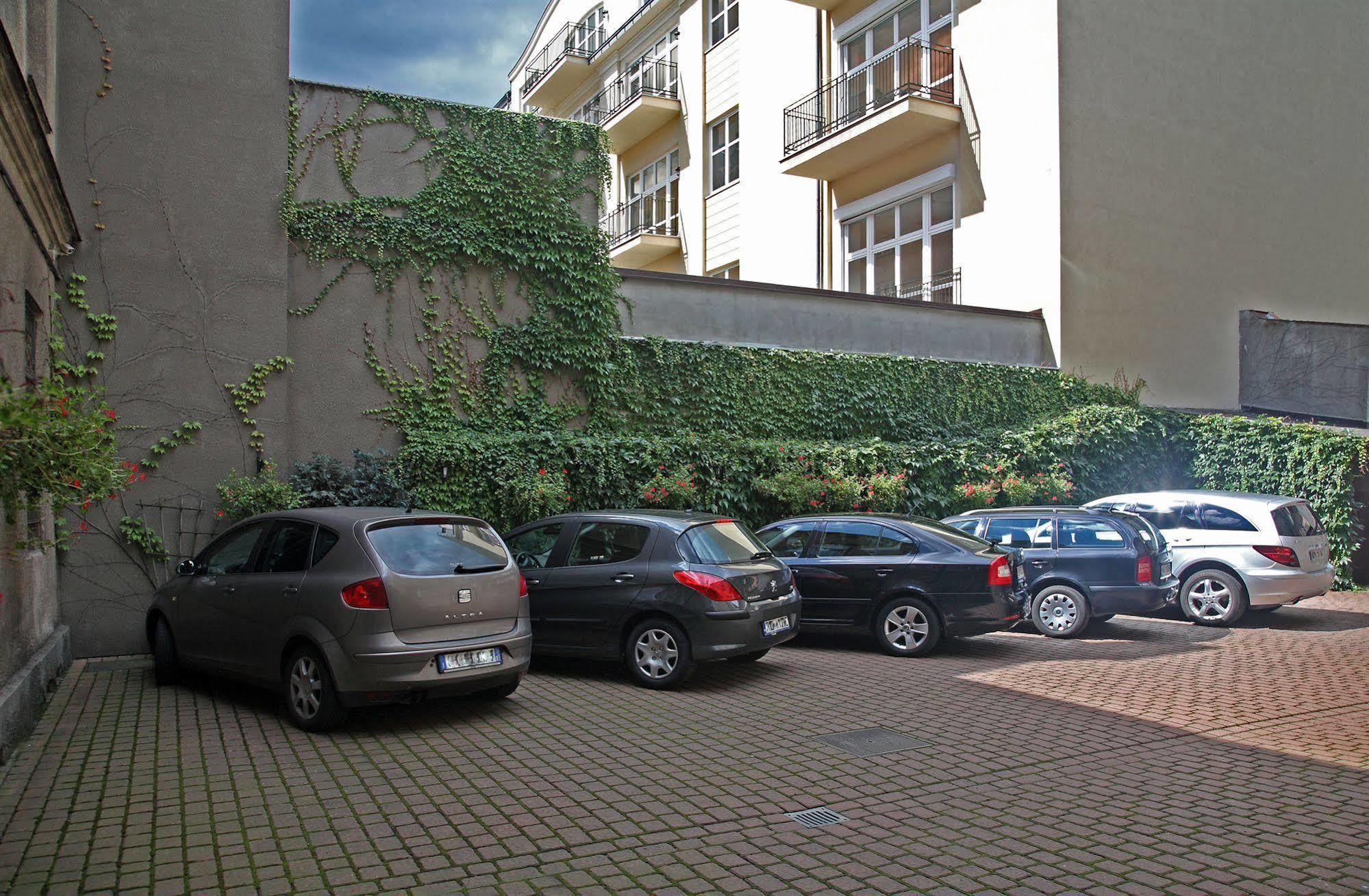 Fortuna Hotel 3*